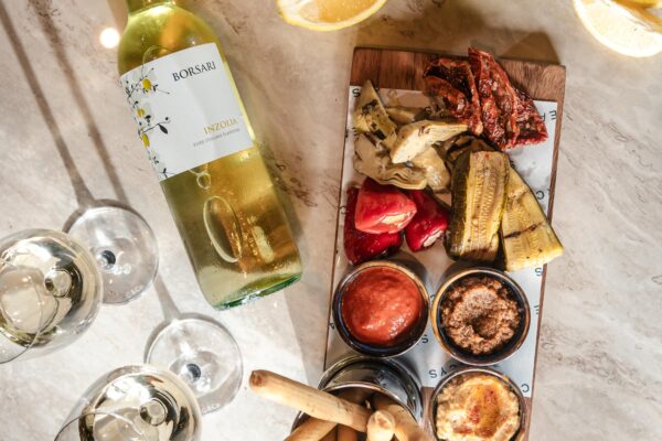 Sharing Board with Wine for £40