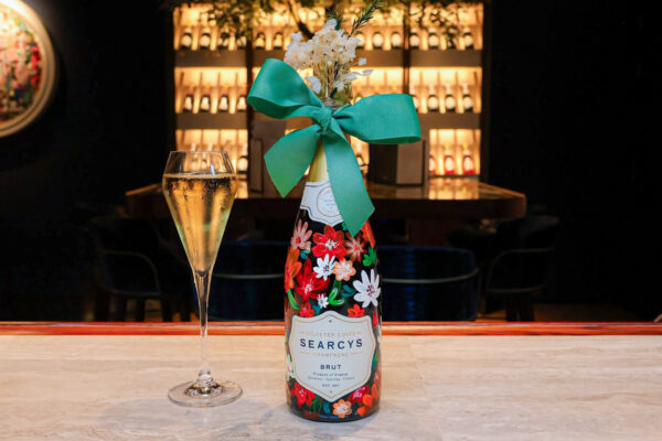 WORLD CHAMPAGNE DAY: SIP & PAINT EXPERIENCE